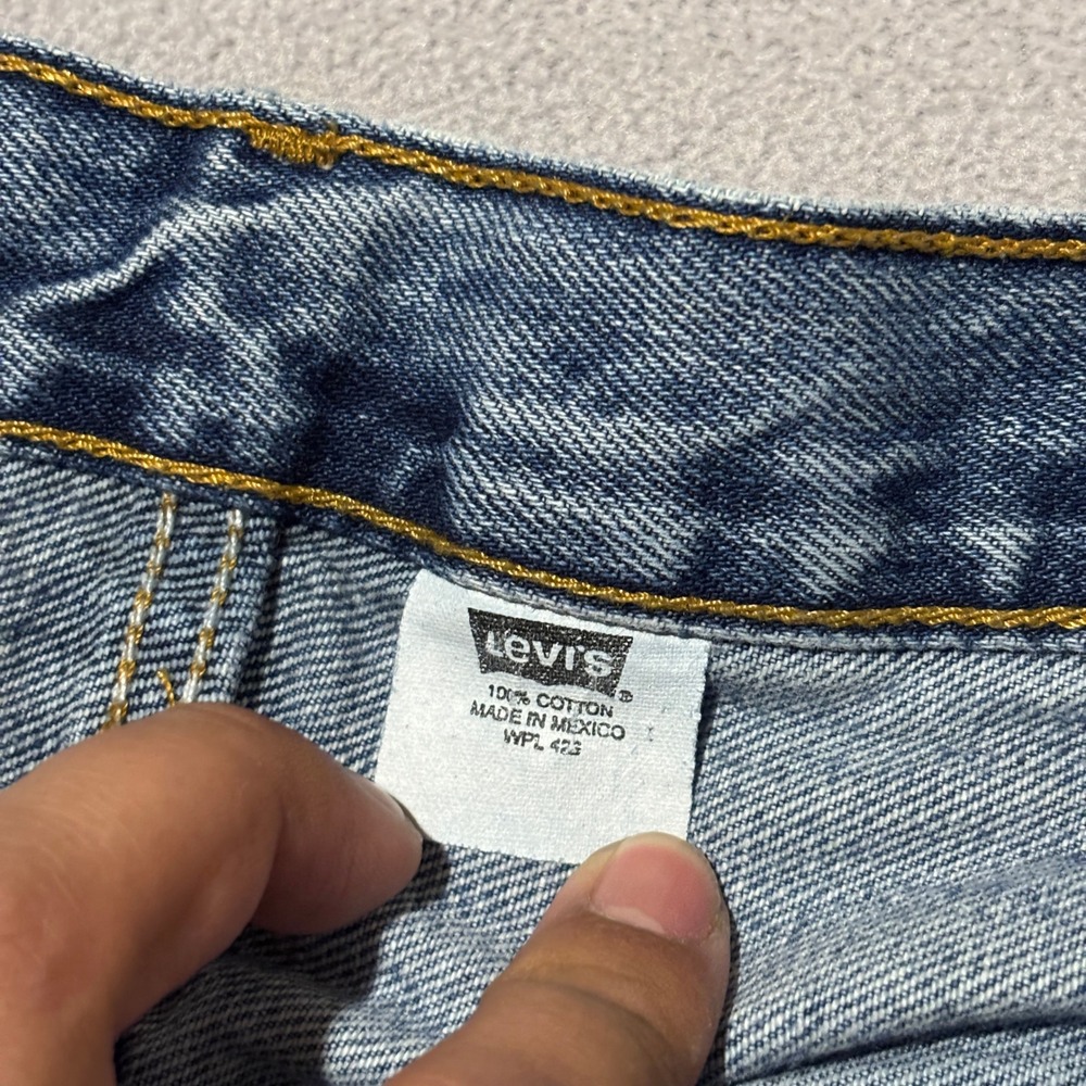 Levis 501 Original Fit Mens Blue Denim Jeans 38x32 Medium Wash Classic - Picture 4 of 9